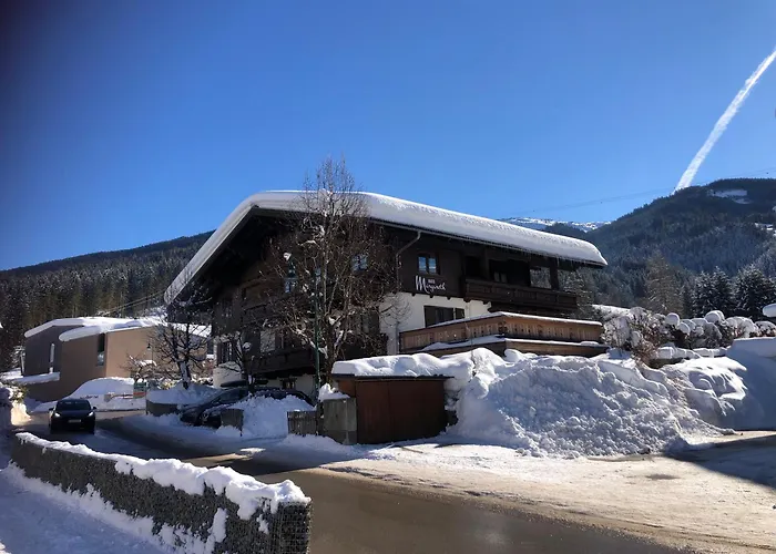 Haus Margareth شقة