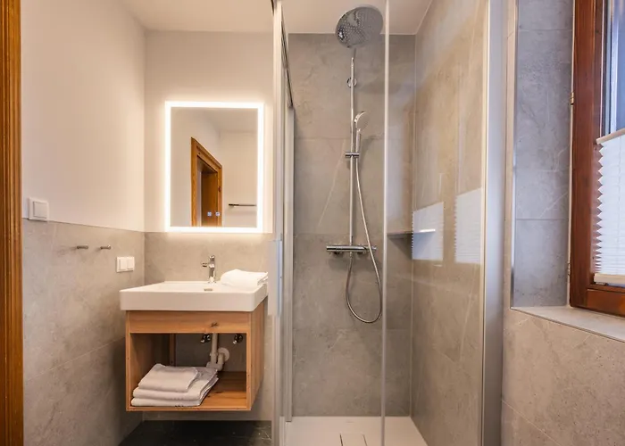 Haus Margareth شقة